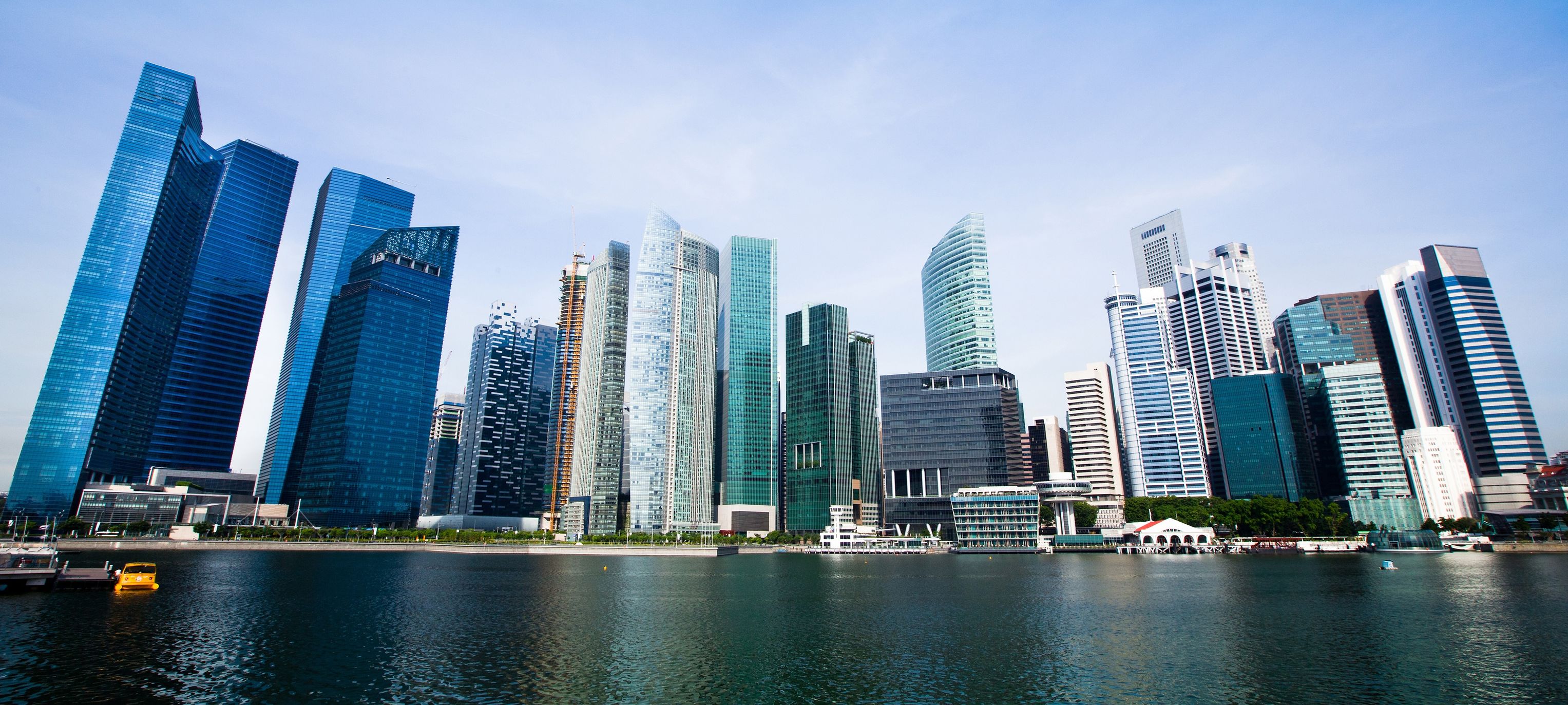 13699222 - wide panorama of singapore city